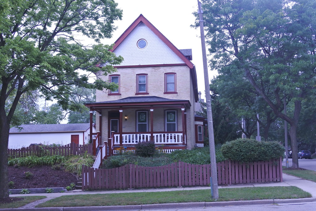 Milwaukee, WI Brewer's Hill Joseph Wingenfeld Flickr