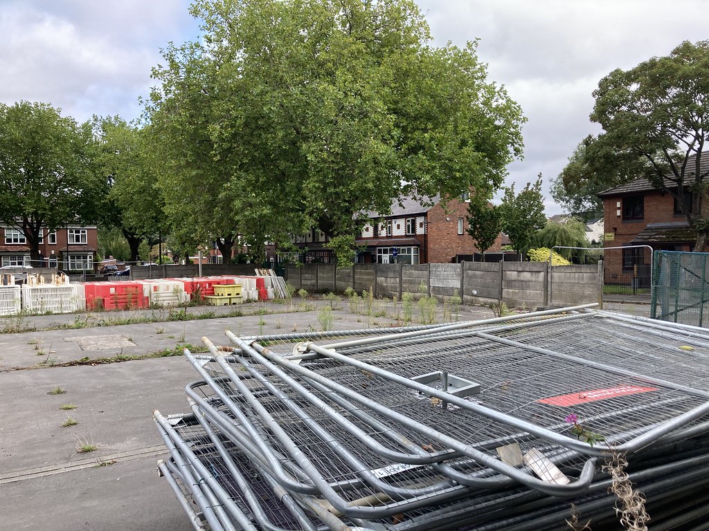 Market 41, Railway Road, Urmston Coming soon..."Market 41"… Flickr