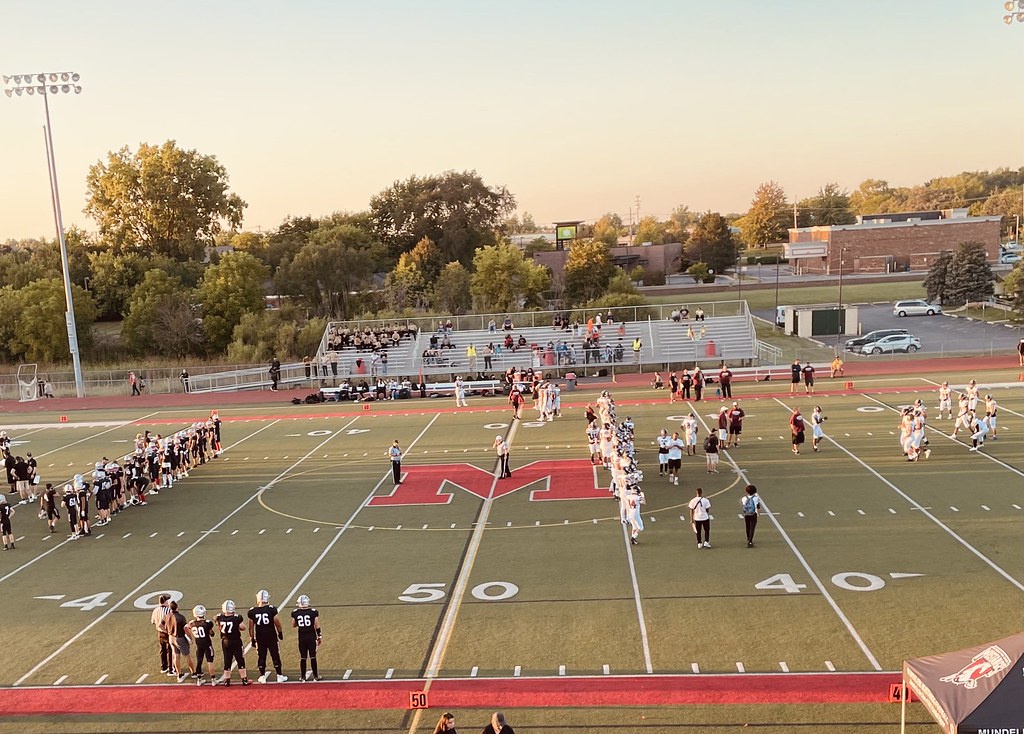 ZionBenton (Illinois) versus Mundelein (Illinois) Flickr