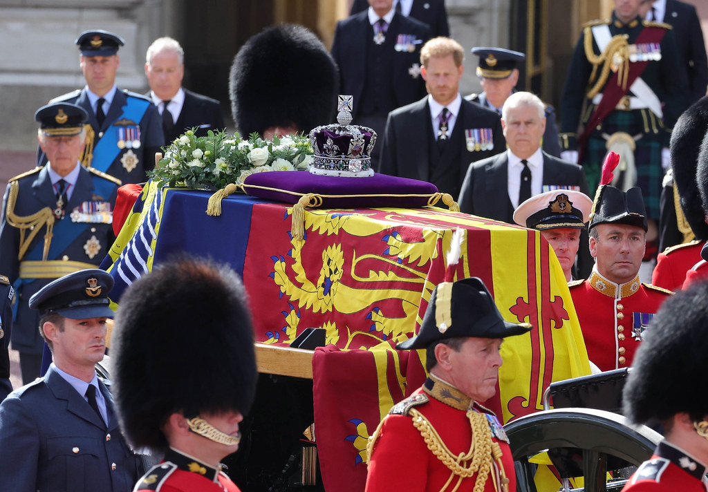 Queen Elizabeth II Coffin Transferred to Palace Of Westmin… Flickr