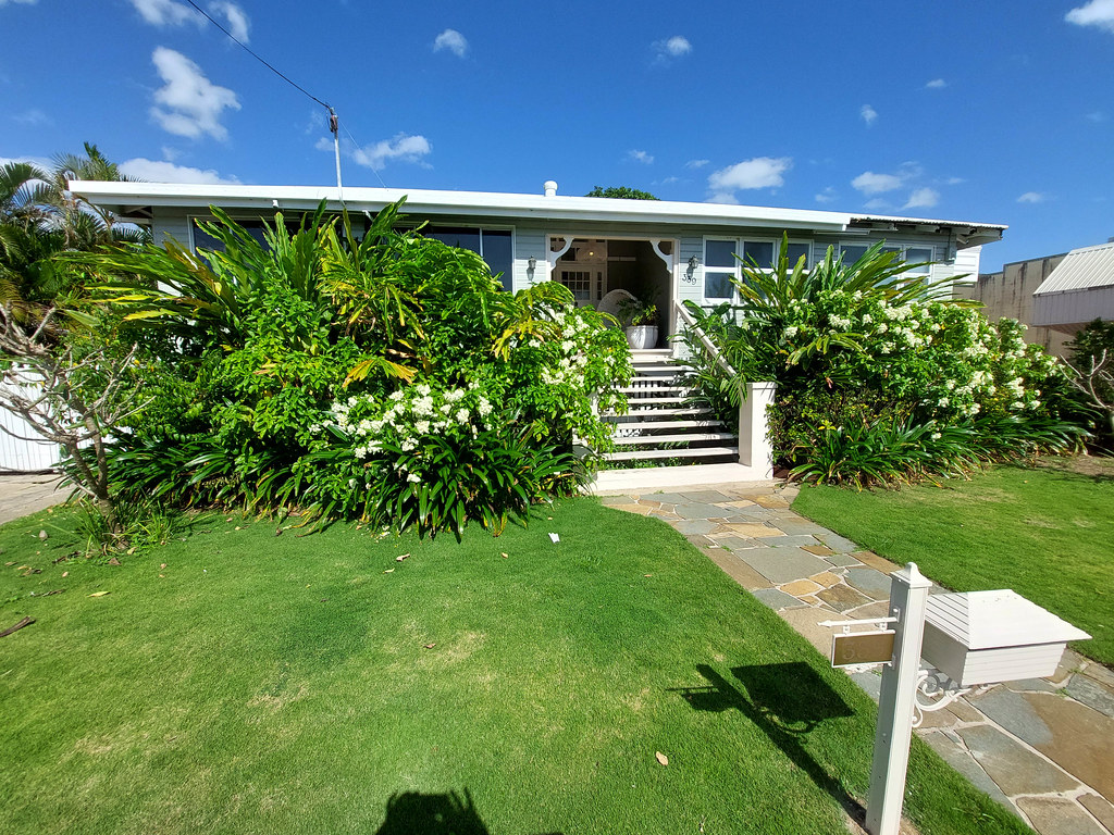 20220810_102111 typical Cairns house Botanical Garden at E… Flickr