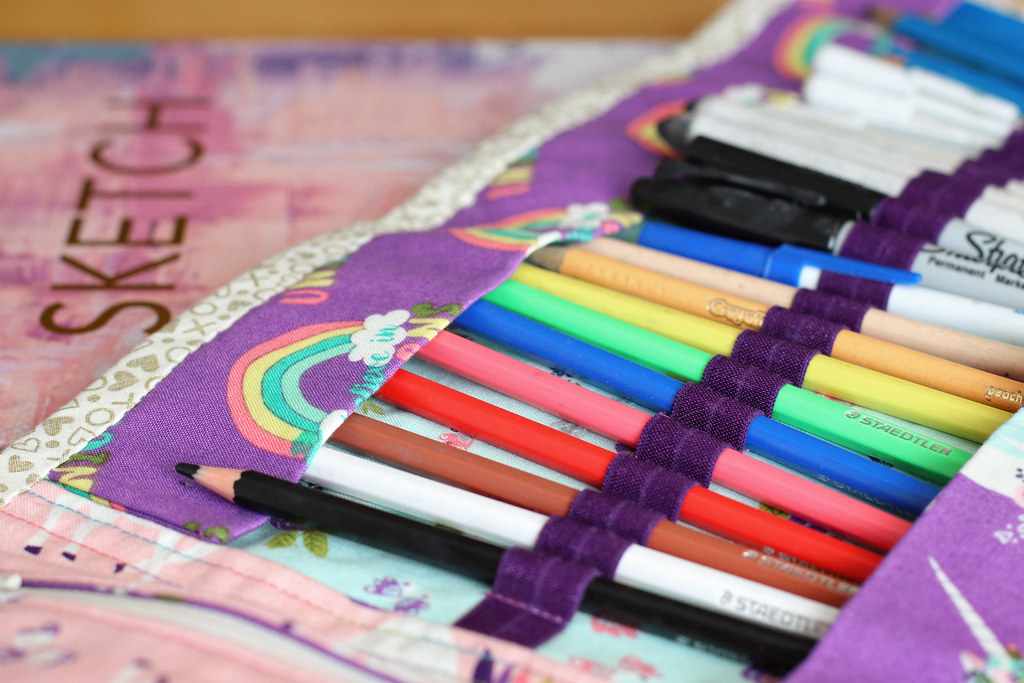 Artist's Pencil Roll A beautiful pencil roll made by my si… Flickr