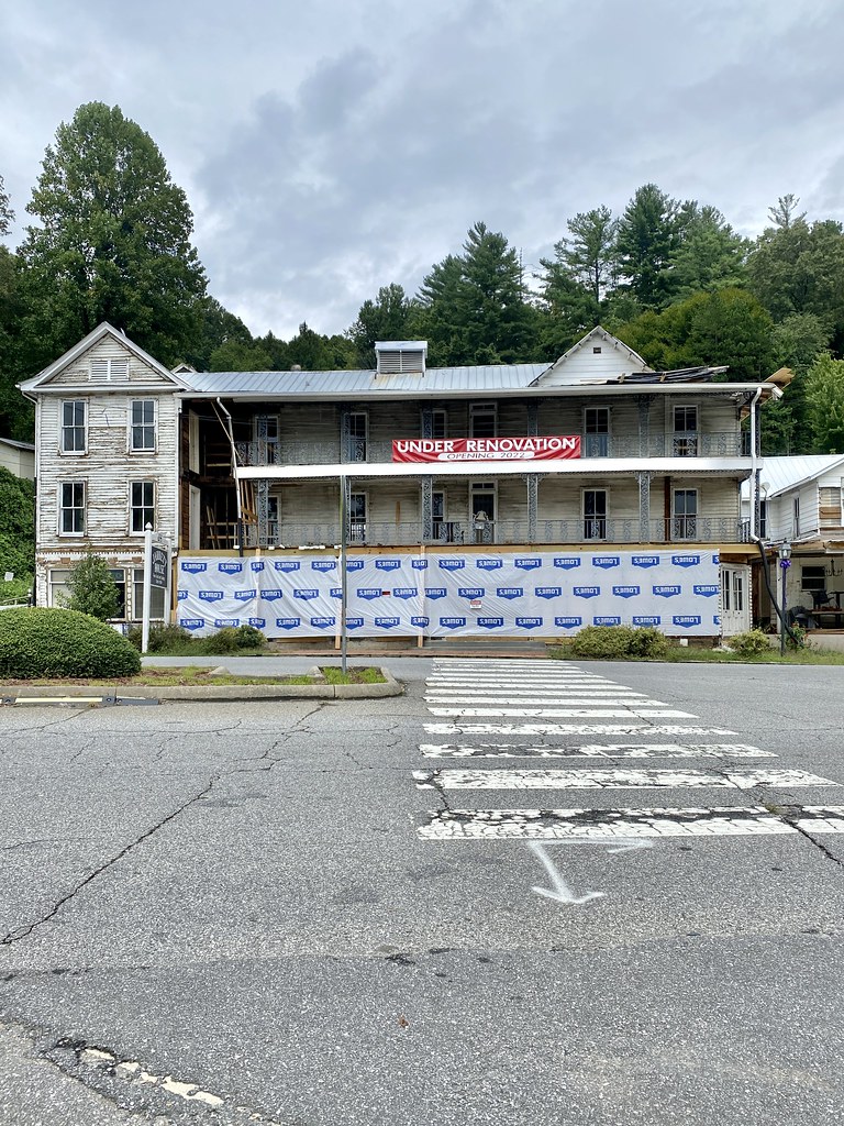 Jarrett House Hotel, Haywood Road, Dillsboro, NC Built in … Flickr