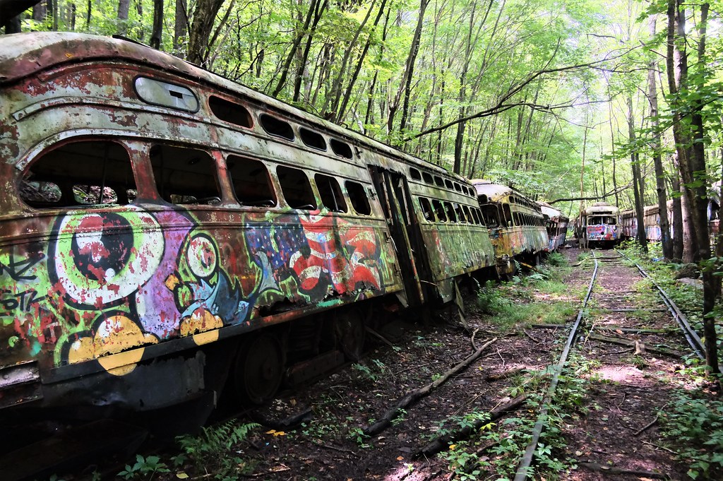 USA Trolley graveyard in Windber Pennsylvania near Johnsto… Flickr
