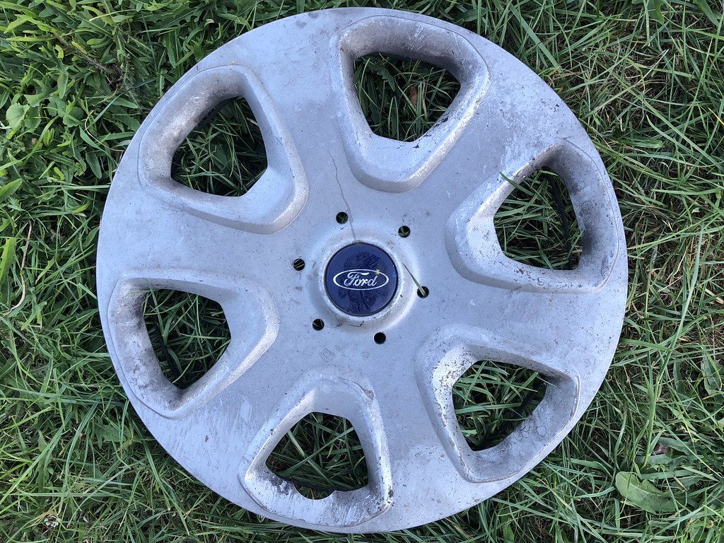 Ford Ka Wheel Trim Its in alright condition for one of the… Flickr
