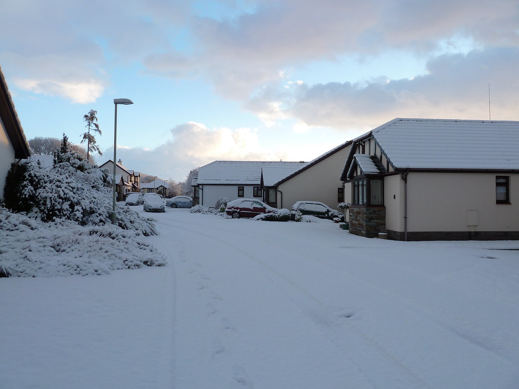 20010 068 Snow in Braunton 20010 (Moor Lea) Douglas Ballard Flickr