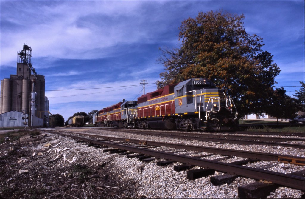 Marble Rock Iowa Northern GP382 3805 is working at Marbl… Flickr