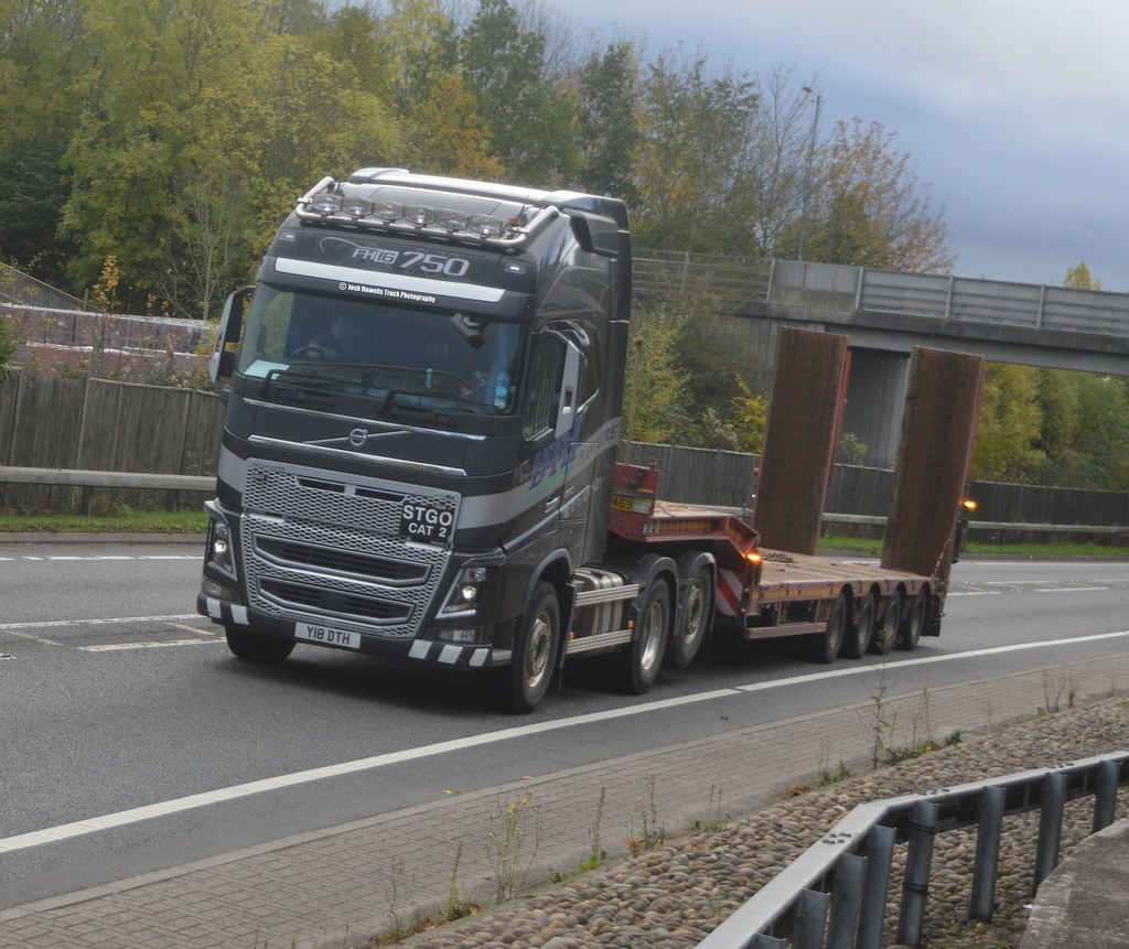 DTH Plant Hire Y18 DTH At Welshpool Joshhowells27 Flickr