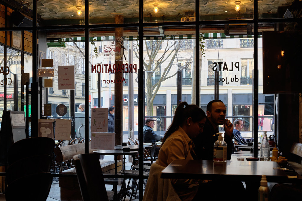 Café Parisien Le Café du Châtelet, 8 Rue SaintDénis, Pari… Flickr