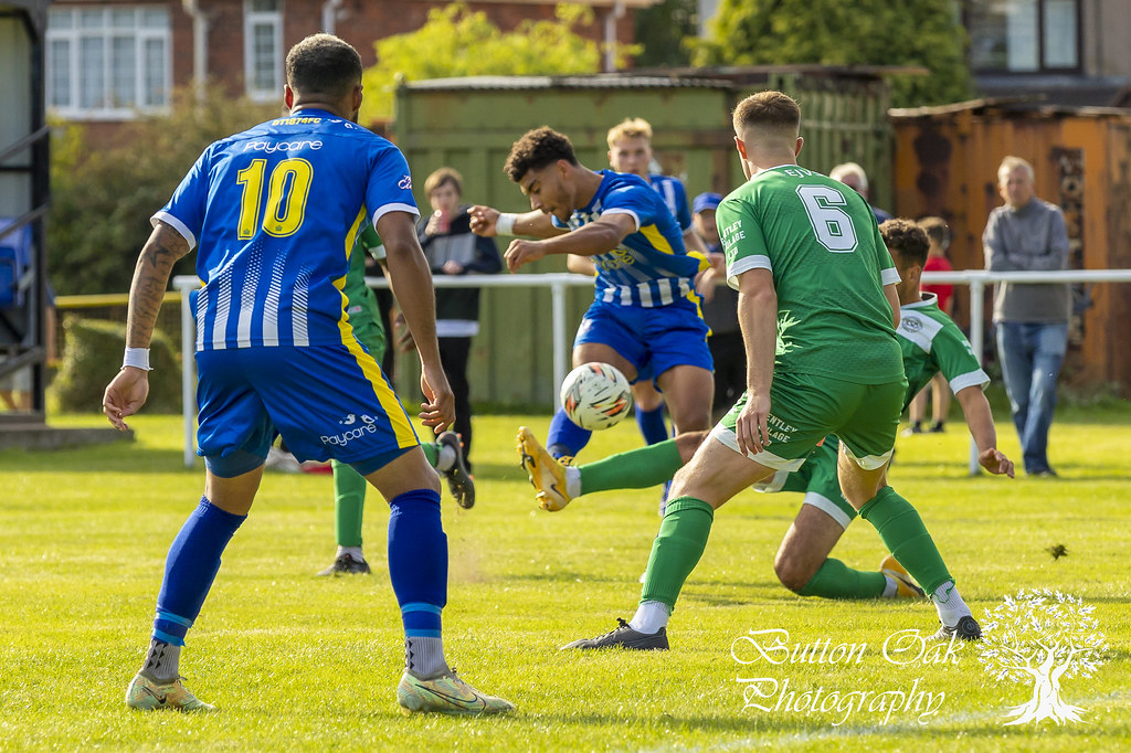 Darlaston Town (1874) FC vs Wolverhampton Casuals FC 17/09… Flickr