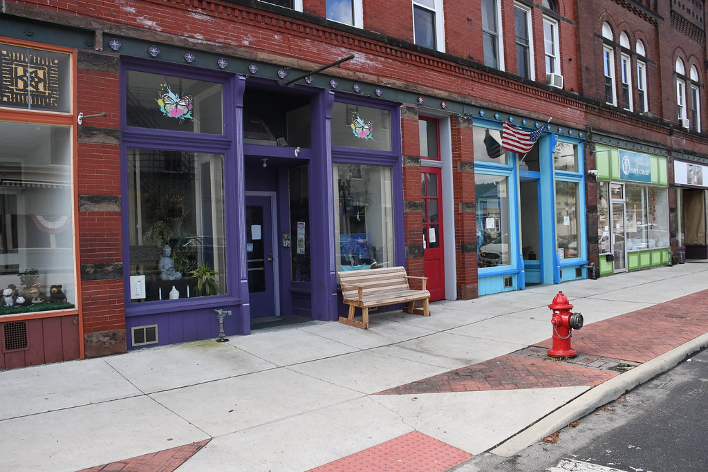 Shops along West Columbus Street, Nelsonville, Ohio Flickr