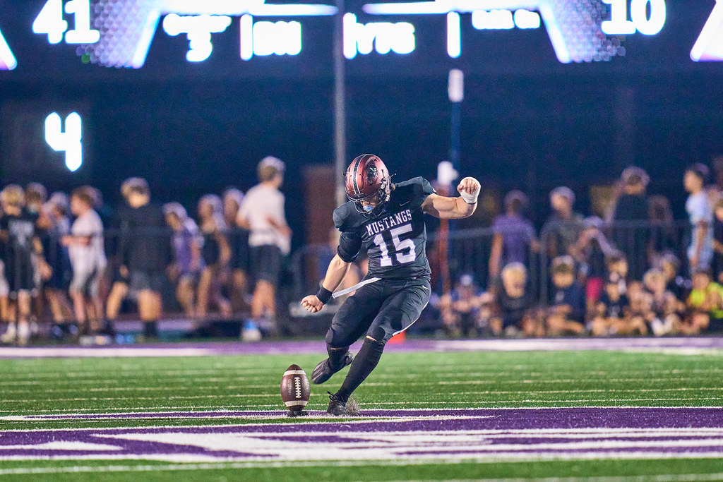 B1_00334 Mustang Football Flickr