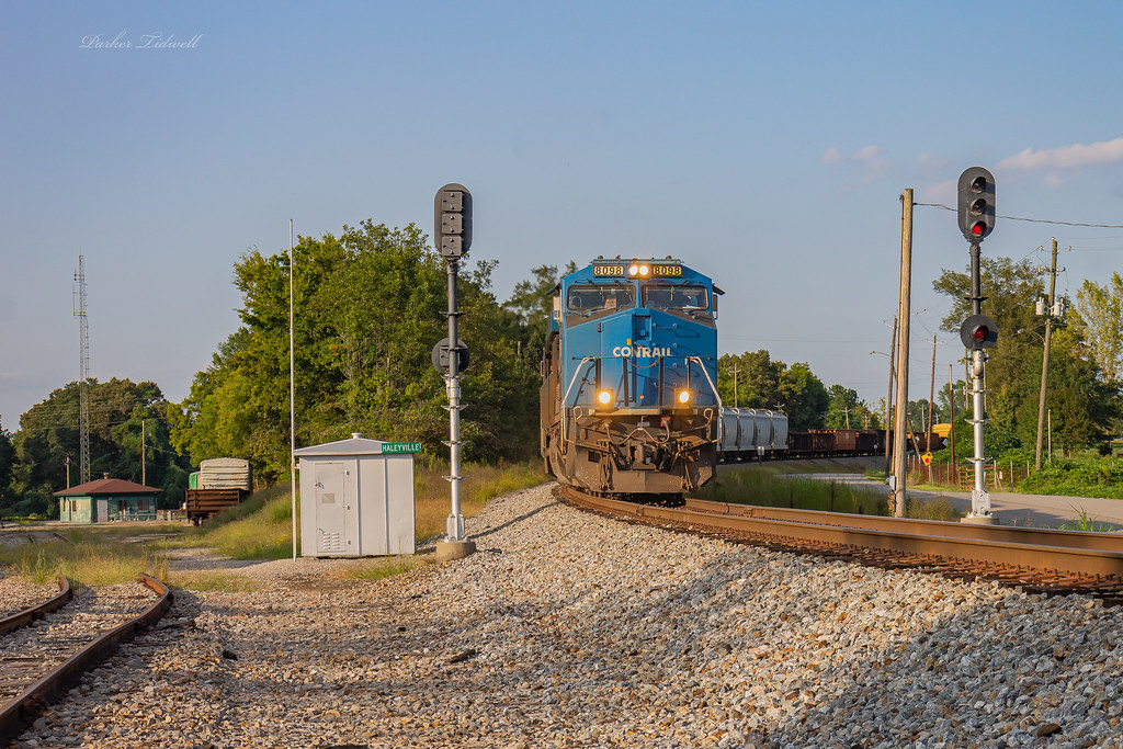 Haleyville, Al Norfolk Southern train 320 makes its way so… Flickr