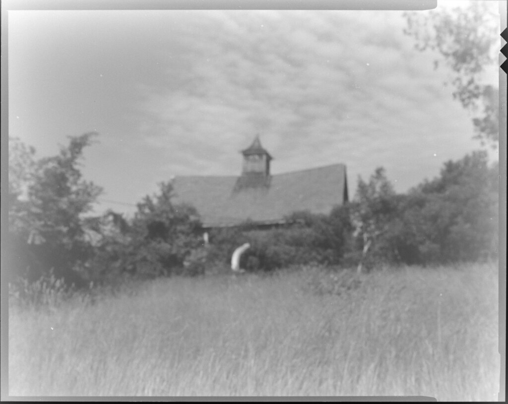 2022 0624 90mm 272 Chapin Road 4 Essex Kodak TriX 400 (19… Flickr