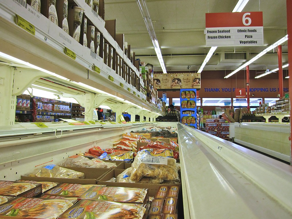 IMG_1713 Grocery Outlet Oxbow_Lebach Flickr
