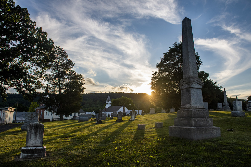 Burkittsville, Maryland The sun sets at the Burkittsville … Flickr