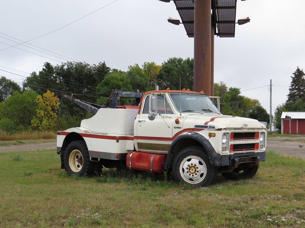 Old Chevy tow truck, Jamestown, ND PHD280 Flickr