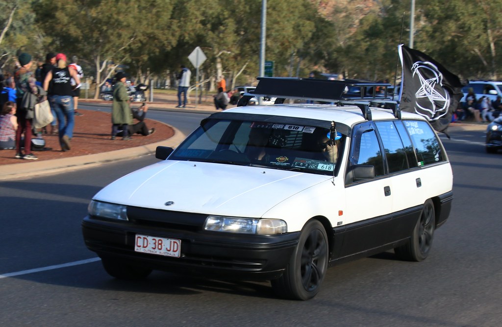 Holden Commodore wagon, Red Centre Nats Street Parade Flickr