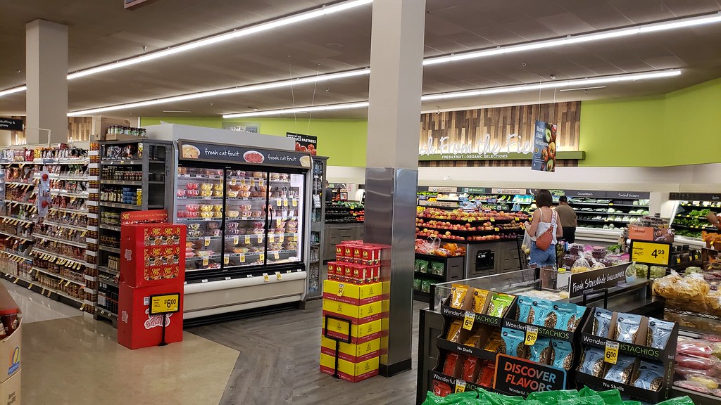 Safeway via E. Ridgeville Boulevard in Mt. Airy, MD Flickr