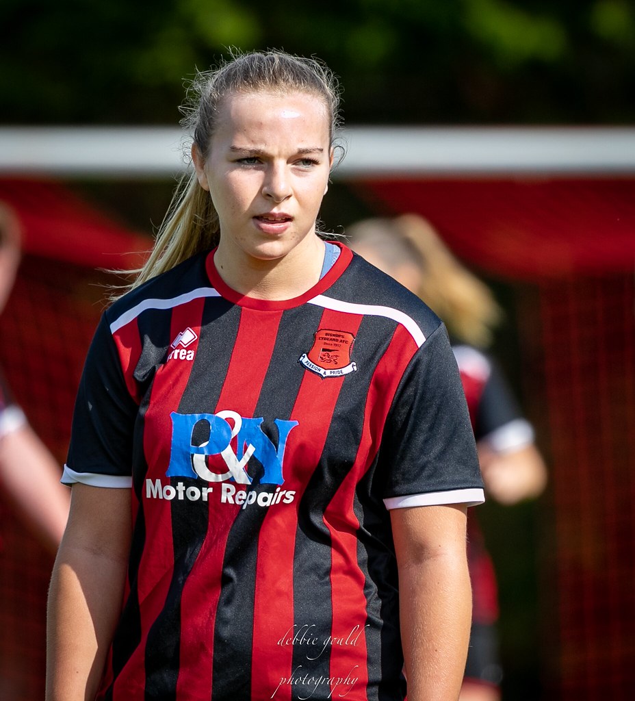 Lydeard LFC 1 2 Warminster Town LFC Debbie Gould Flickr