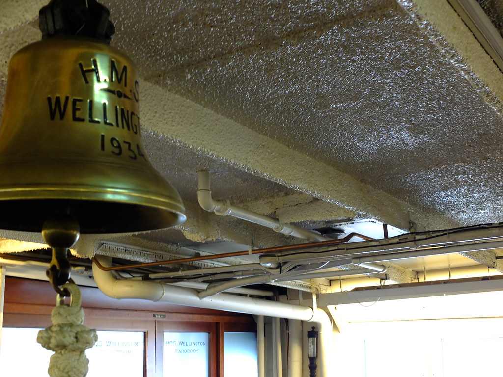 The Wellington Bell Taken on HQS Wellington A Grimsbyclas… Flickr