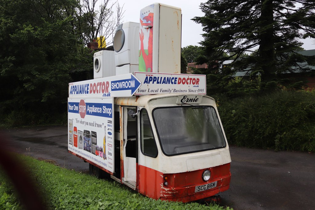 W & E Electric SCG816M Car W & E Electric milk float. Yea… Flickr