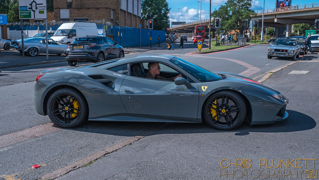 P1116856 Krispy Kreme New Malden classic car meet 18th Sep… Flickr