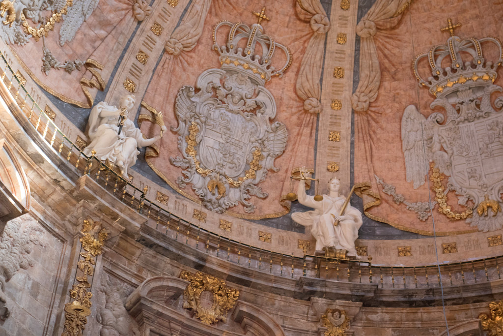 Dôme de la basilique Sanctuaire SaintIgnace de Loyola à A… Flickr