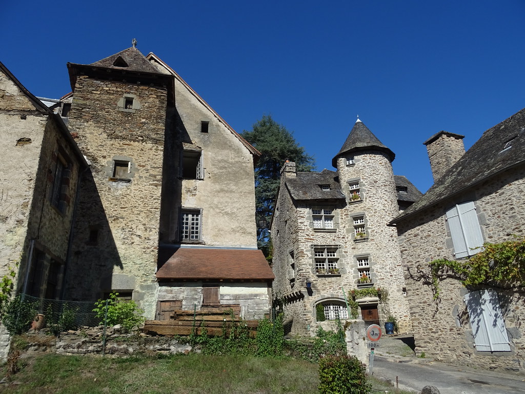 Maisons, SégurleChâteau, Corrèze Olive Titus Flickr