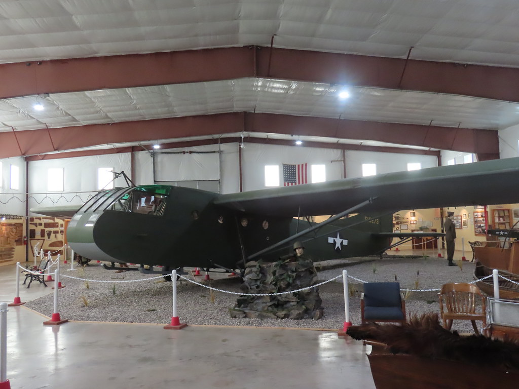 IMG_0815 WW II Glider & Military Museum. Iron Mountain, MI… Larry
