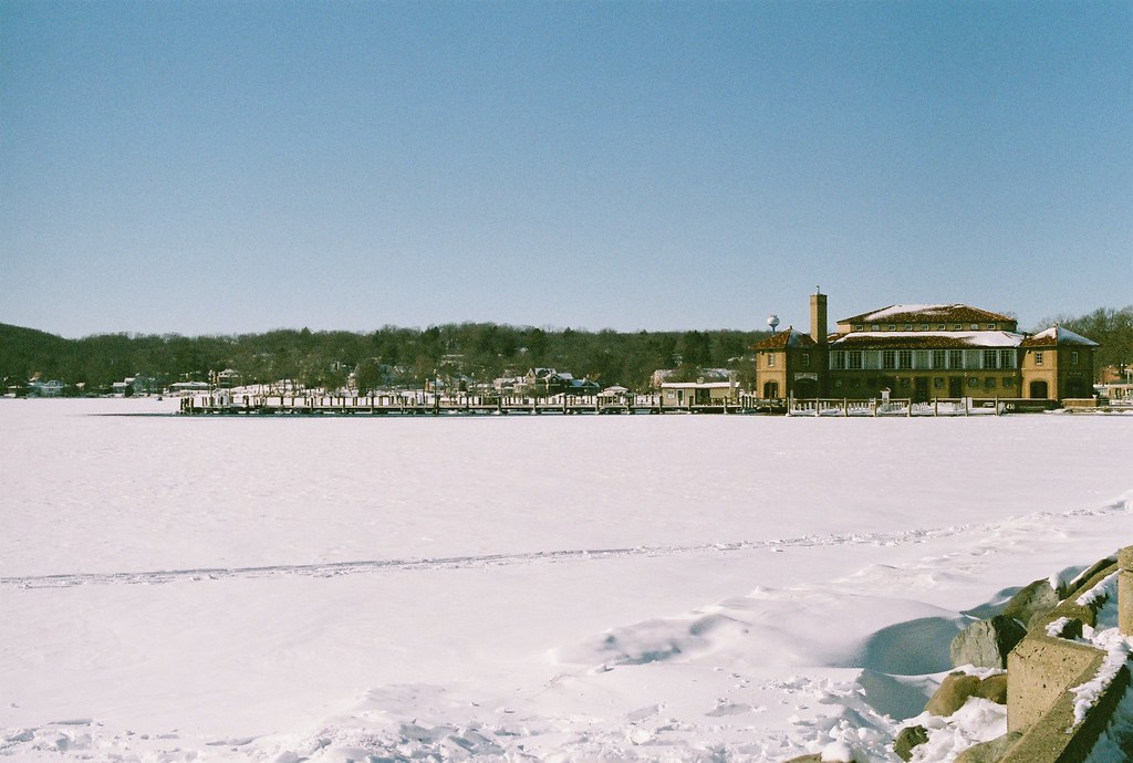 Lake Geneva, WI WINTER Nathalie Jesica Flickr
