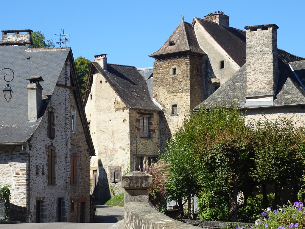 Maisons, SégurleChâteau, Corrèze Olive Titus Flickr
