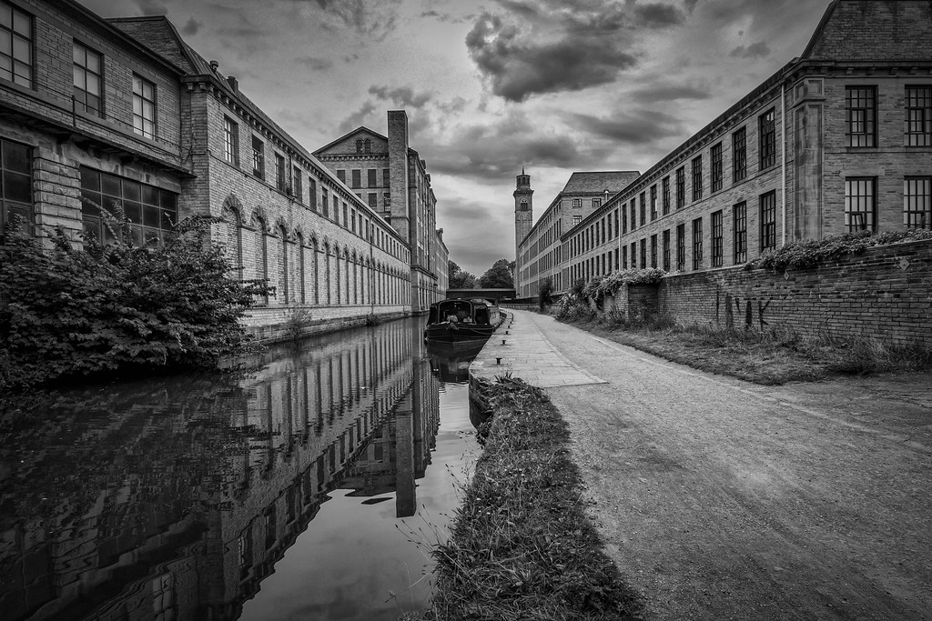Salts Mill, Saltaire, England Leeds & Liverpool Canal Flickr