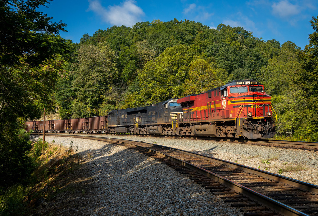 NS 93Z. Shawsville, VA. On a beautiful September morning, … Flickr