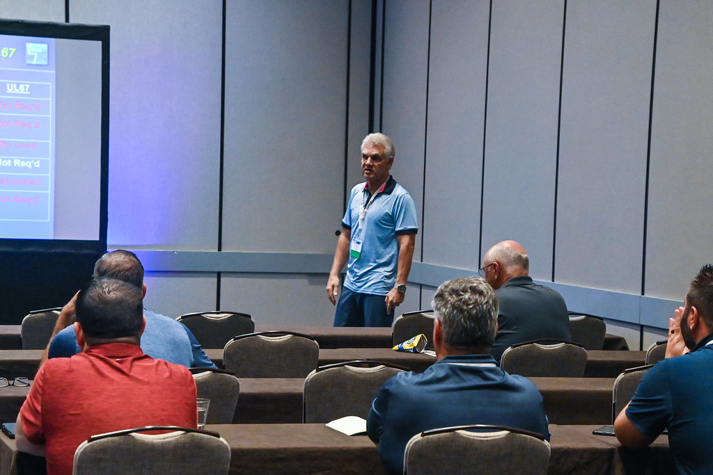 22J12_D3_Transfer_Switches1386 Tuesday Educational Sessio… Flickr