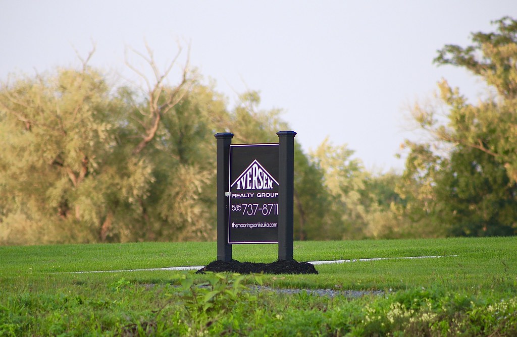 Iversen Realty Group Sign Louise Belcher Flickr