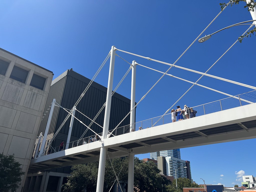 Photo Analysis Picture Friends meet on the Moody Bridge in… Flickr