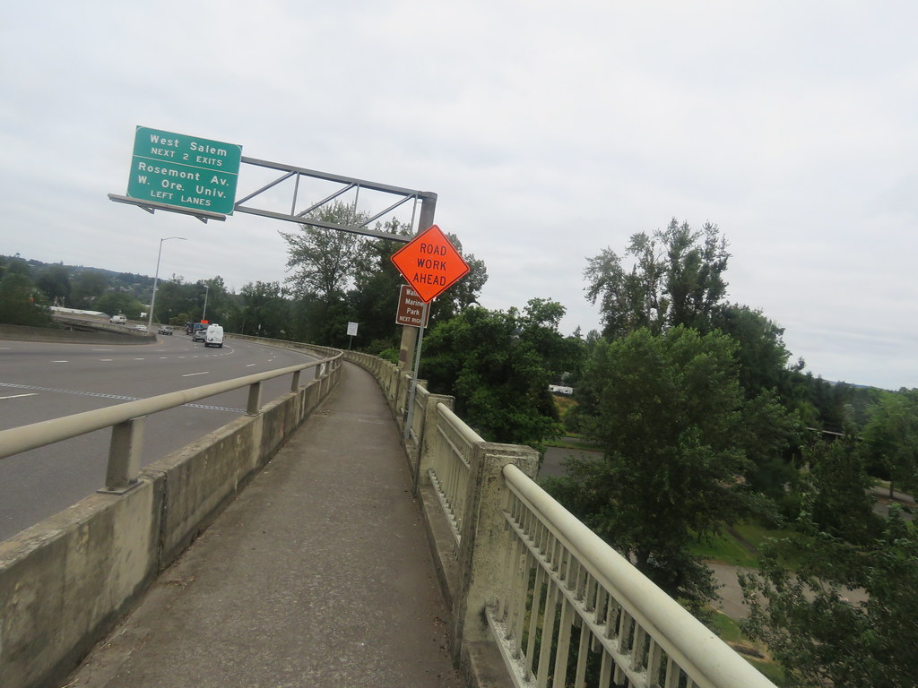 IMG_3139 Crossing Marion St Bridge to West Salem (still pa… Flickr