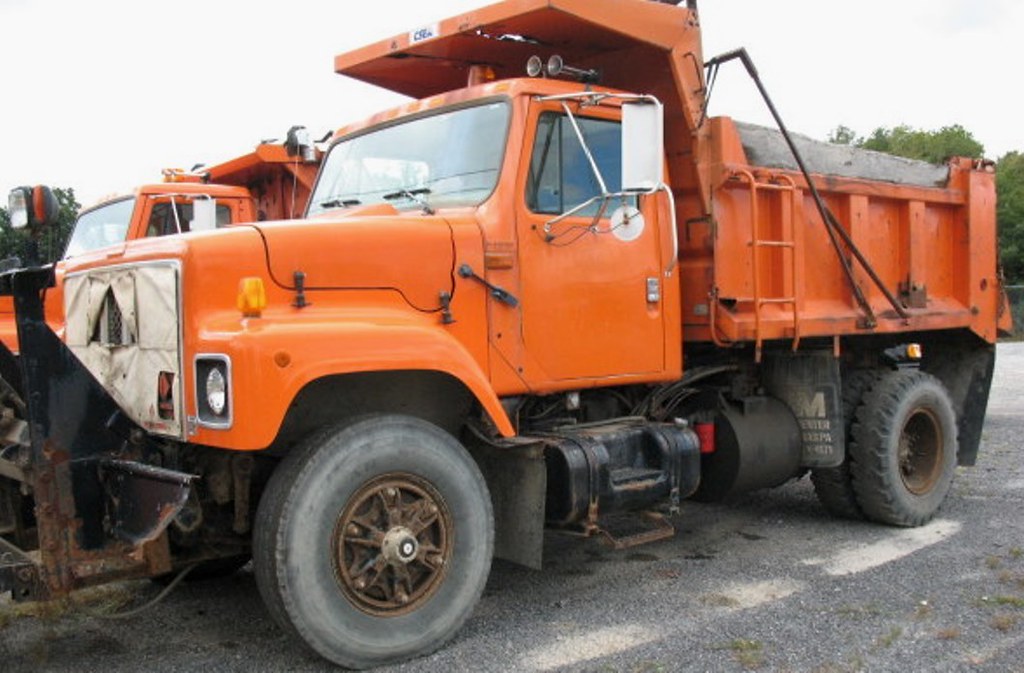Town of Wallkill, NY 1994 International 2574 4x2 dump tr… Flickr