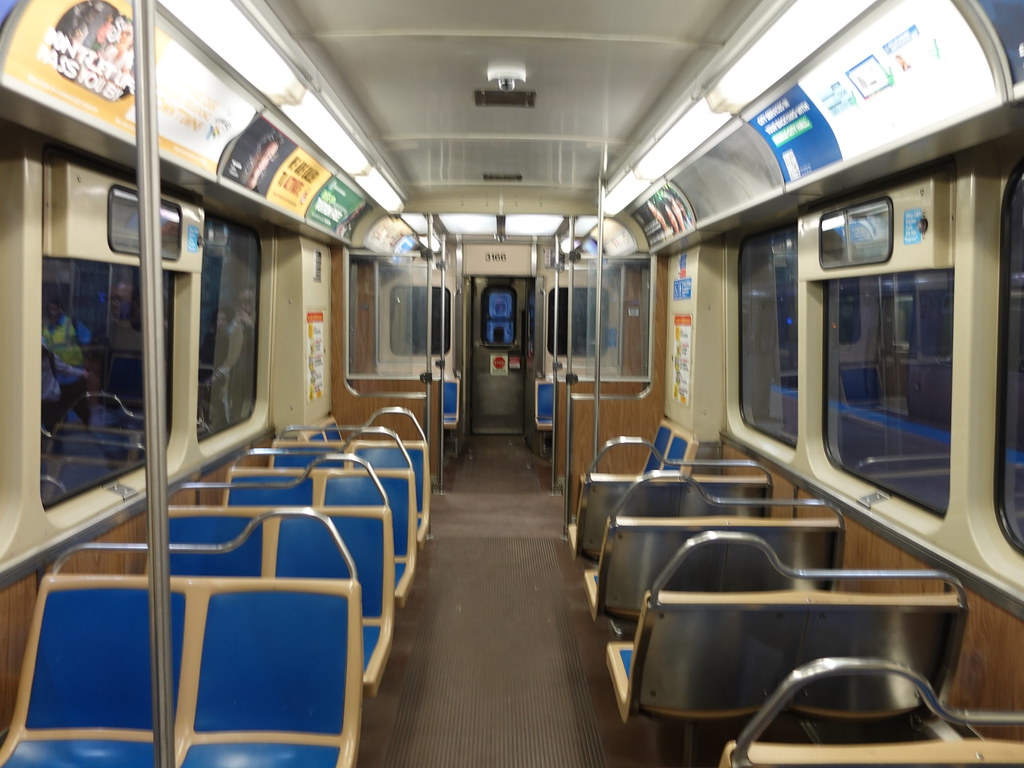 202209137 Chicago, IL subway Chicago 'L'/ subway CTA Blue … Flickr
