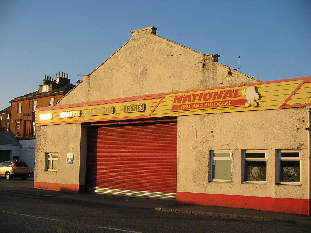 Garage Dumfries.April 2021 Taken On Canon PowerShot A400 bigalid