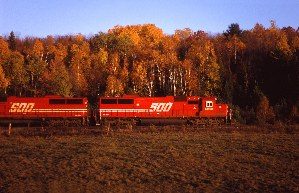 SOO 6042 West on CP, Bonfield, Ontario; Oct 10, 1998__ Flickr