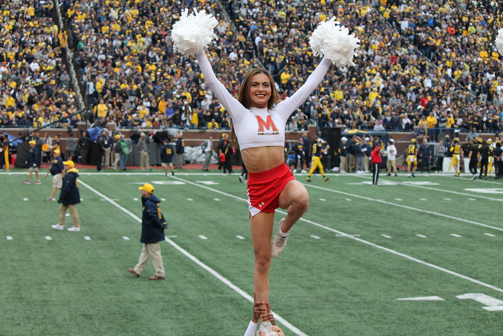 University of Maryland Cheerleader 2022.09.24 018 Michigan… Flickr