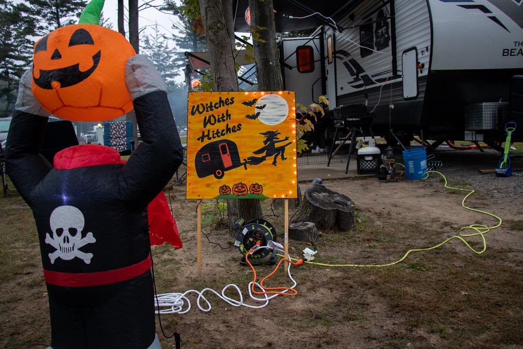 OAMOUNT PLEASANTHALLOWEEN 202237 Adam Salgat Flickr