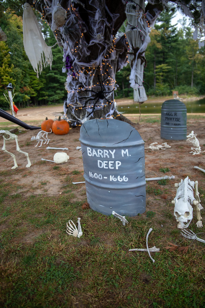 OAMOUNT PLEASANTHALLOWEEN 202288 Adam Salgat Flickr