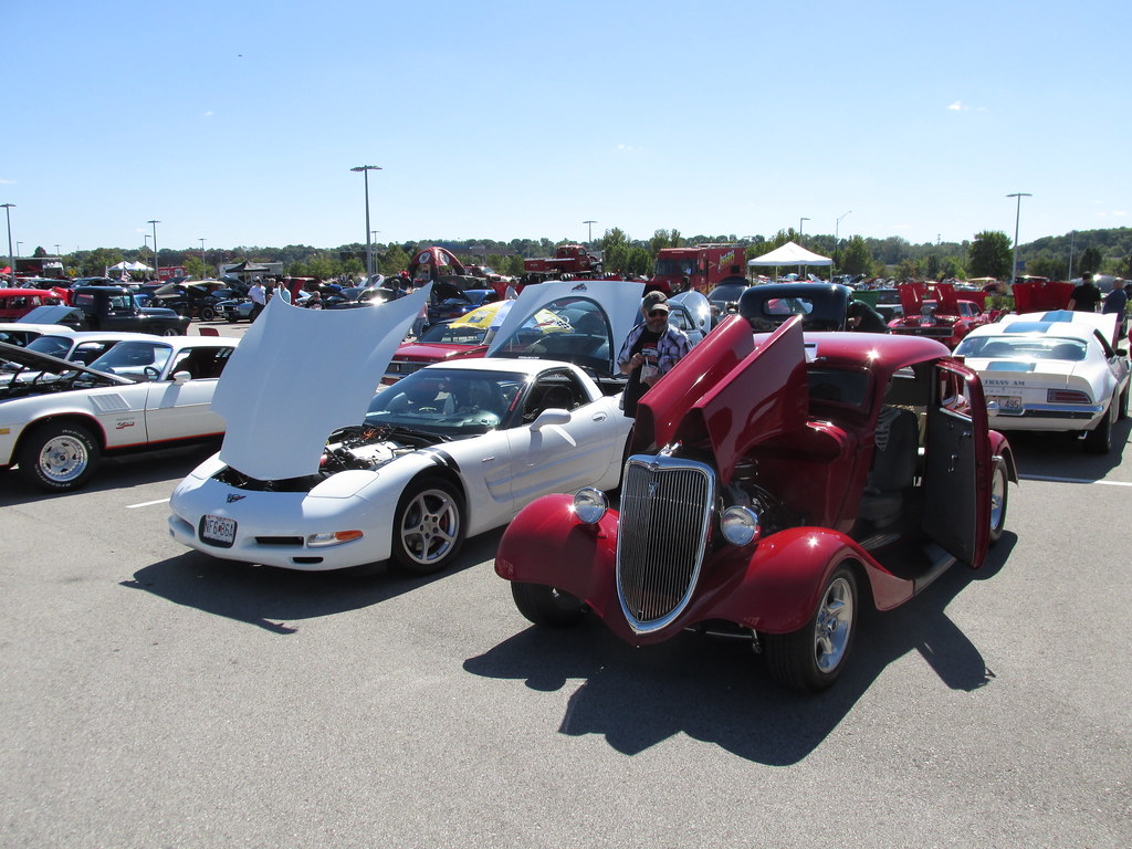 2022925 KSHE Klassic Car Show Chesterfield (10) Stlnovas Streib