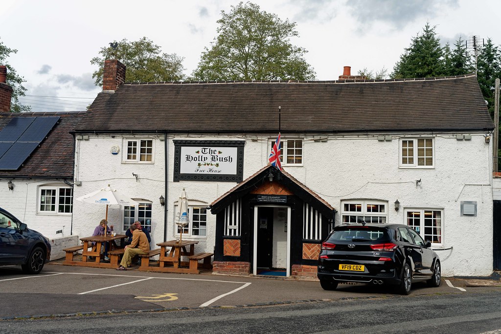Belbroughton, Hollybush Inn Dayoff171 Flickr