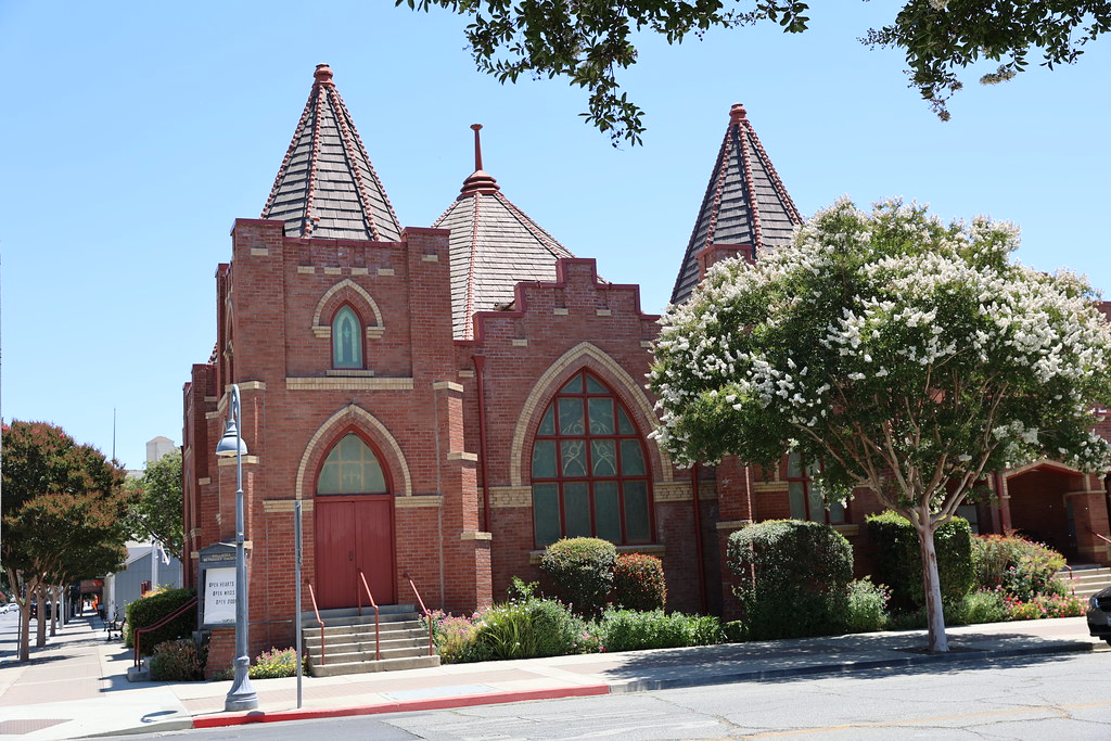 GV2A7597 United Methodist Church, Hollister, California