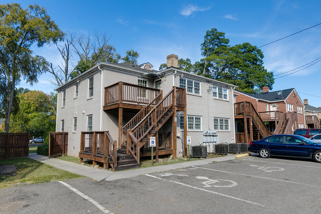 4909 Chamberlayne Ave35 Mindie Ballard Flickr