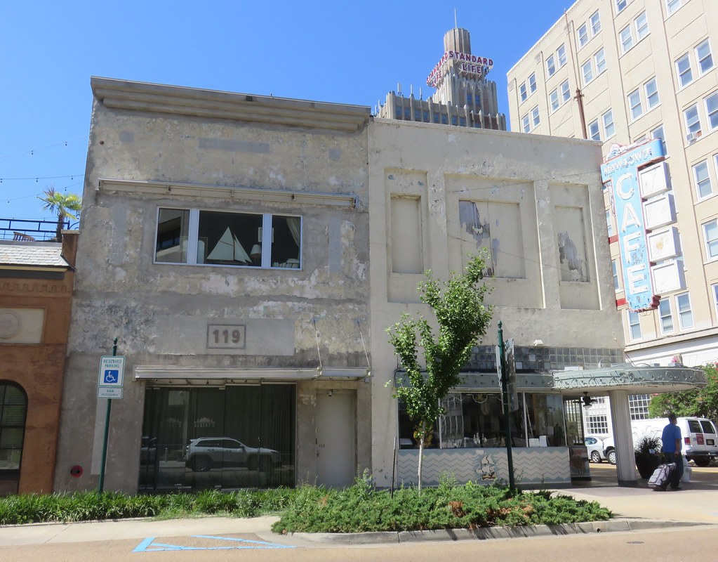 Old Mayflower Café and Thomas' Great M. Store (Jackson, Mi… Flickr